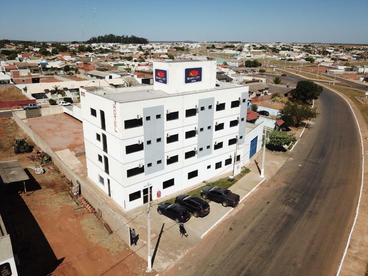 Bravo City Hotel Campo Verde Exterior photo